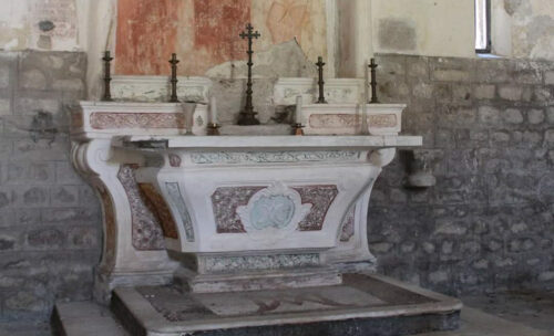 Altar of Accola abbey